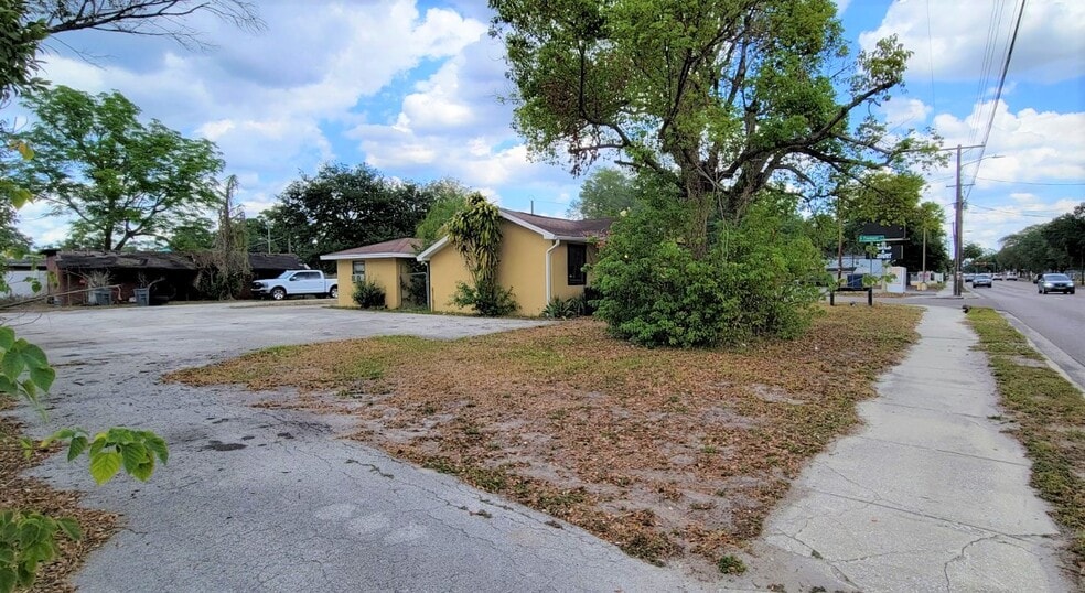 More Photos Of 1901 W Sligh Ave, Tampa Office For Sale