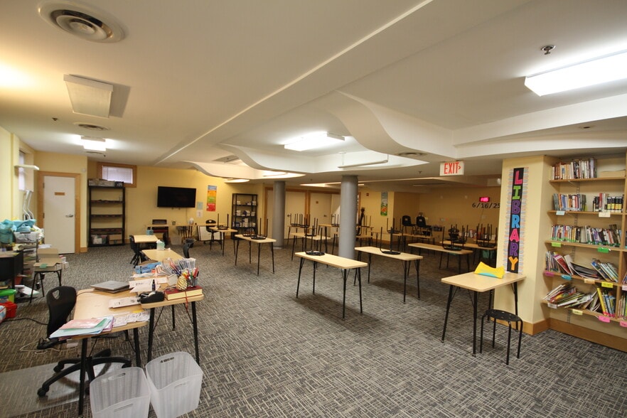 More Photos Of 2200 Wisconsin Ave NW, Washington Apartments For Lease