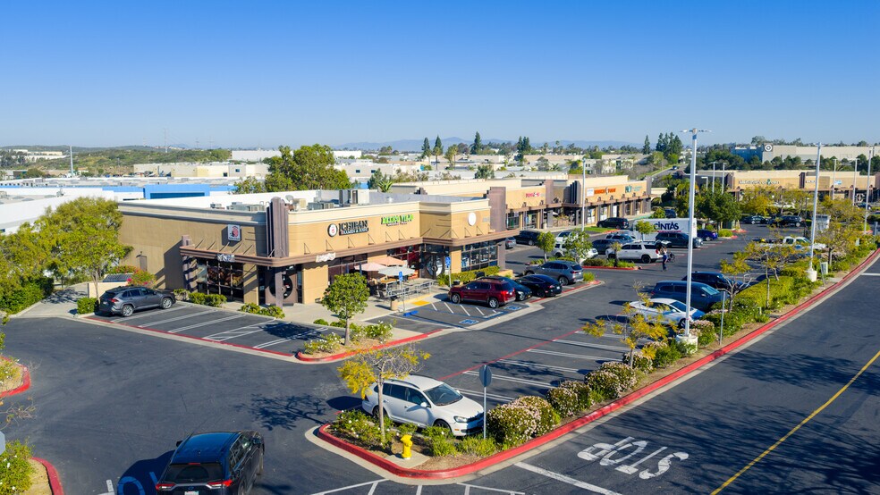 More Photos Of 3211-3295 Business Park Dr, Vista Unknown For Lease