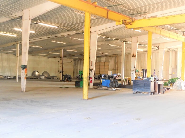 More Photos Of 23044 Honey Creek Rd, Sulphur Springs Distribution For Sale