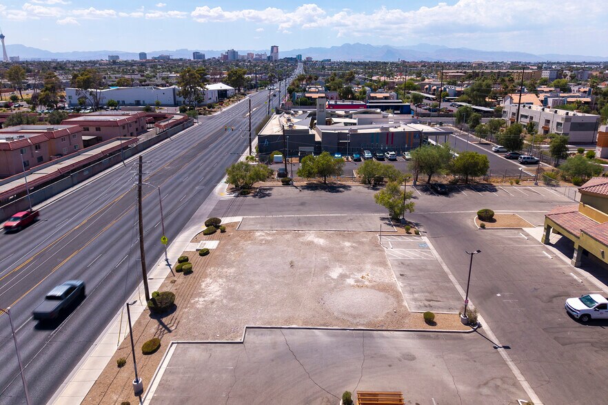 More Photos Of 3010 E Bonanza Rd, Las Vegas Unknown For Lease