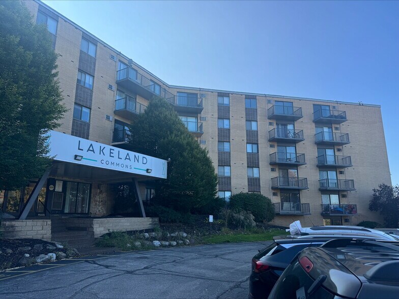 More Photos Of 25450-25454 Euclid Ave, Euclid Apartments For Sale