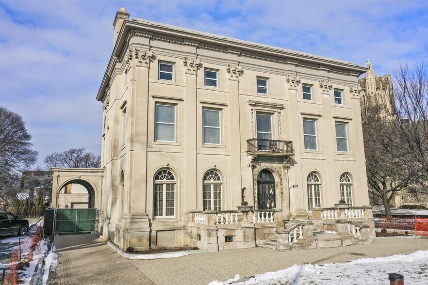 More Photos Of 8469 E Jefferson Ave, Detroit Office Residential For Sale