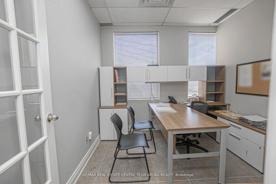 More Photos Of 90 Winges Rd, Vaughan Flex For Sale