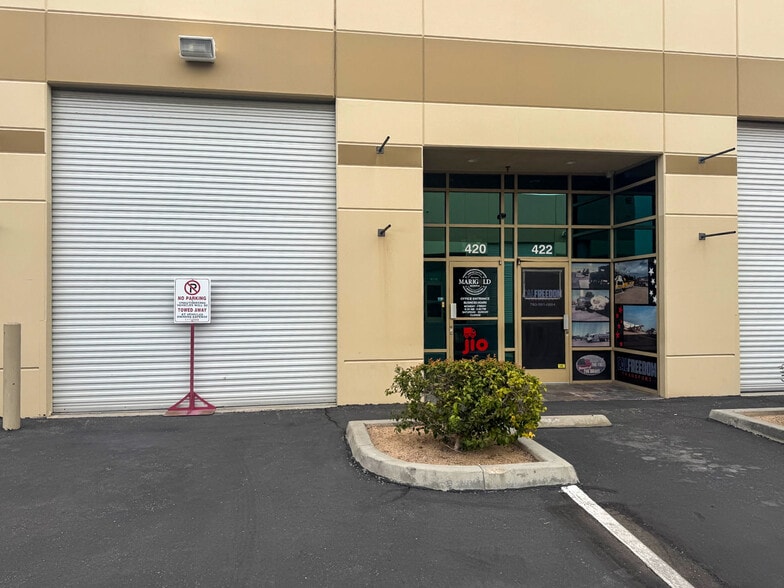 More Photos Of 12180 Ridgecrest Rd, Victorville Showroom For Sale