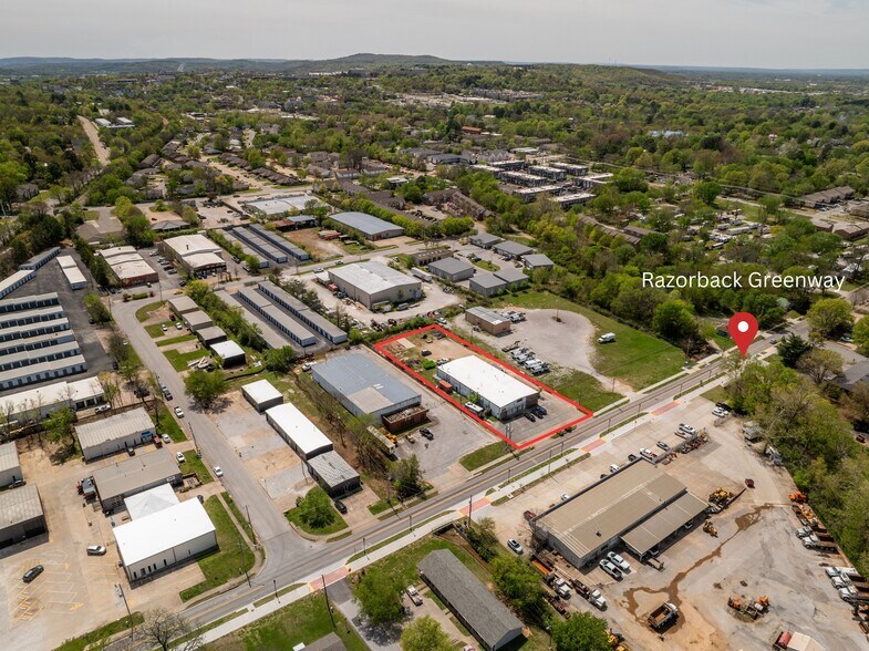 More Photos Of 535 W Poplar St, Fayetteville Warehouse For Lease