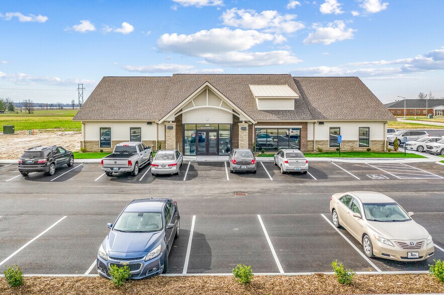 More Photos Of 4505 Lucky Strike Loop, Owensboro Medical For Sale