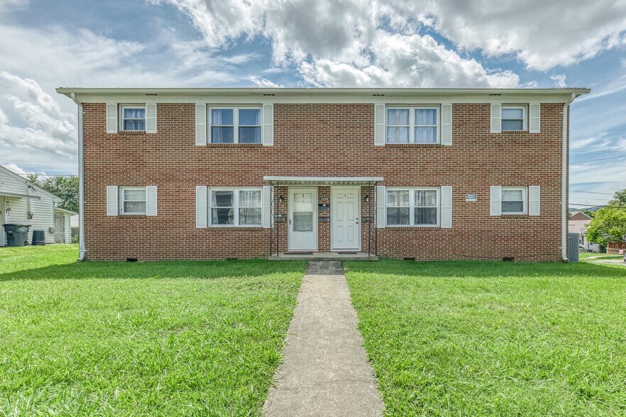 More Photos Of 1300 Holyoke St, Kingsport Apartments For Sale