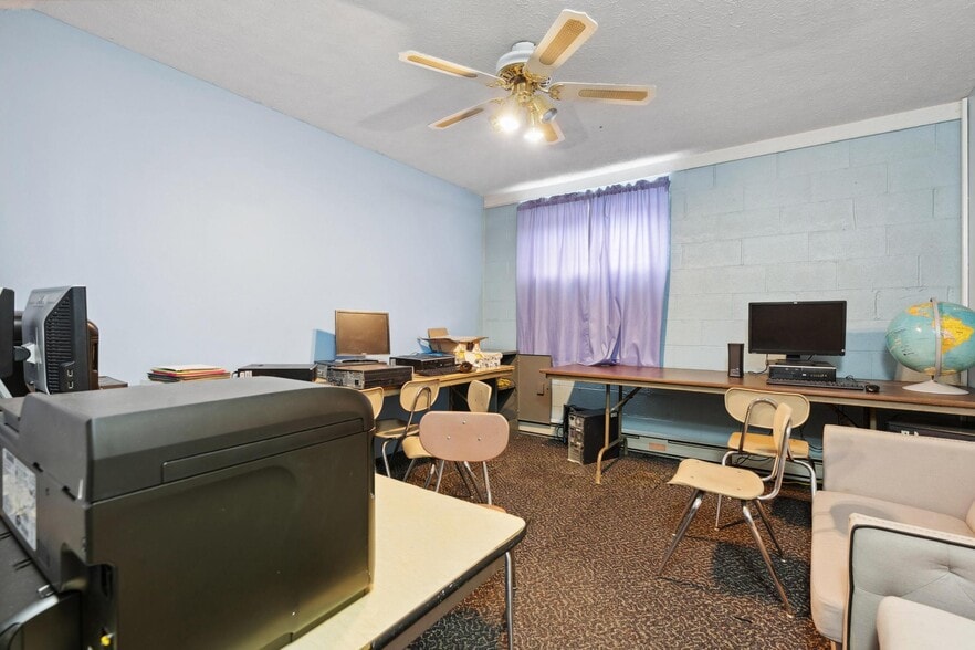 More Photos Of 8340 Pippin Rd, Cincinnati Specialty For Sale