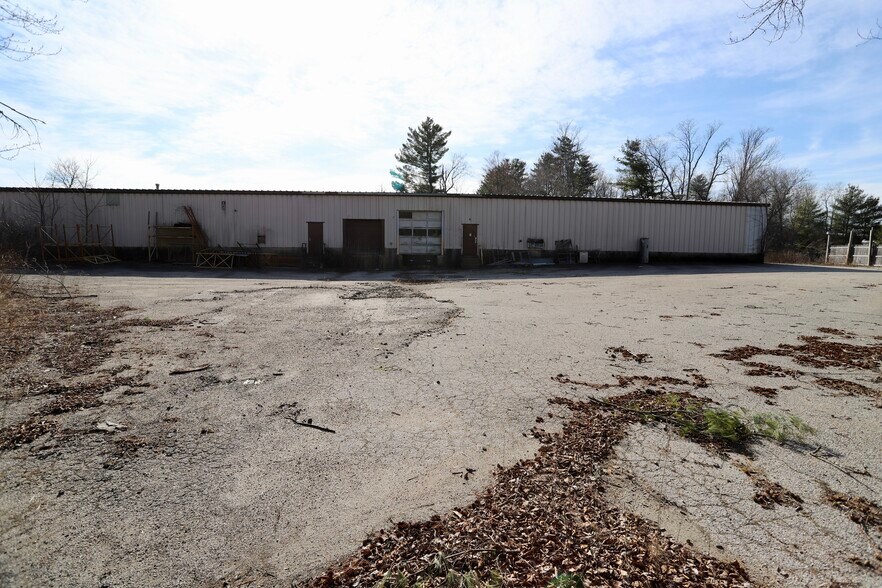 More Photos Of 127 Quality Ln, Rutland Industrial For Sale