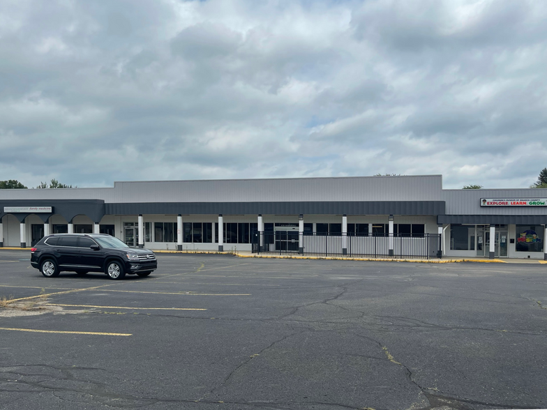 More Photos Of 430-488 Marshall St, Coldwater Unknown For Lease