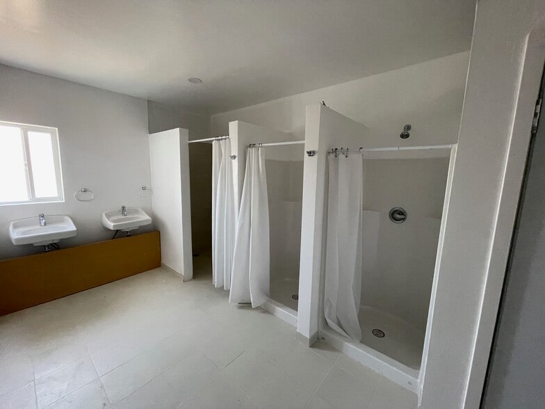 More Photos Of 7216 Valmont St, Tujunga Lodge Meeting Hall For Sale