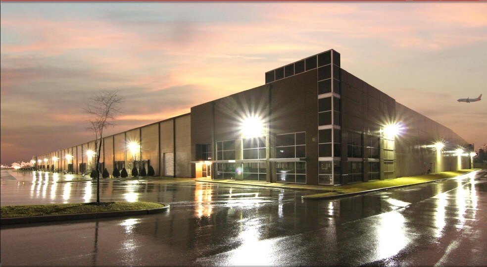 More Photos Of 372-384 Hazelwood Logistics Ctr Dr, Hazelwood Distribution For Lease