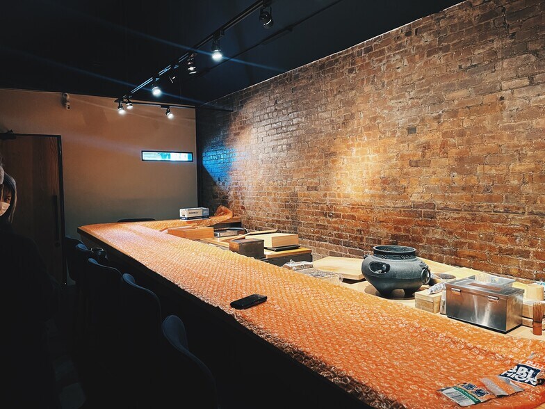 More Photos Of 566 Amsterdam Ave, New York Multifamily For Sale