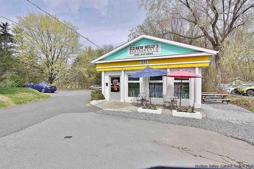 More Photos Of 235 Main St, New Paltz Apartments For Sale