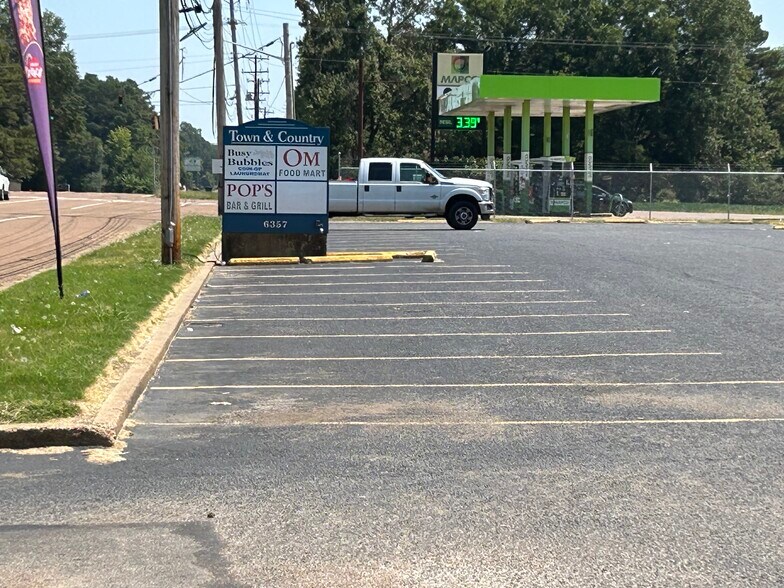 More Photos Of 6347-6359 E Navy Rd, Millington Freestanding For Sale