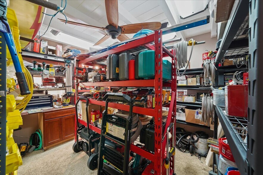 More Photos Of 342 N Orlando Ave, Cocoa Beach Light Manufacturing For Sale