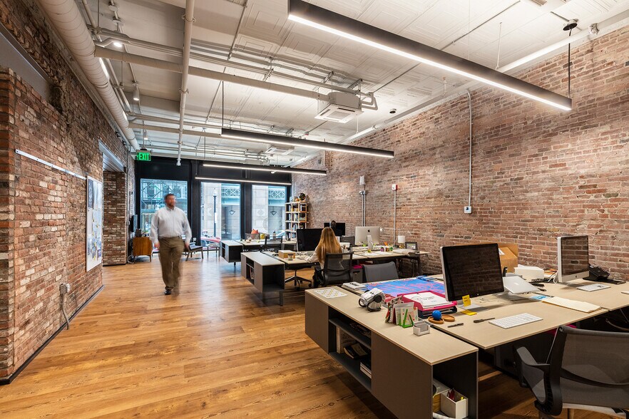 More Photos Of 121 High St, Boston Office For Lease