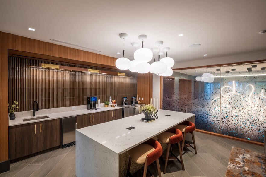 More Photos Of 1441 Peachtree St, Atlanta Apartments For Lease
