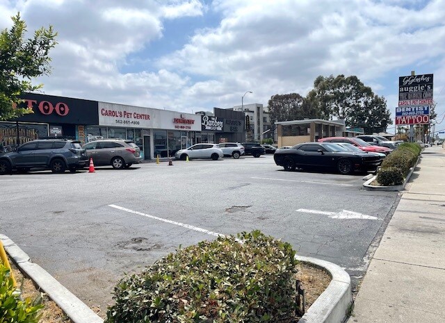 More Photos Of 5810-5820 Imperial Hwy, South Gate Storefront For Sale