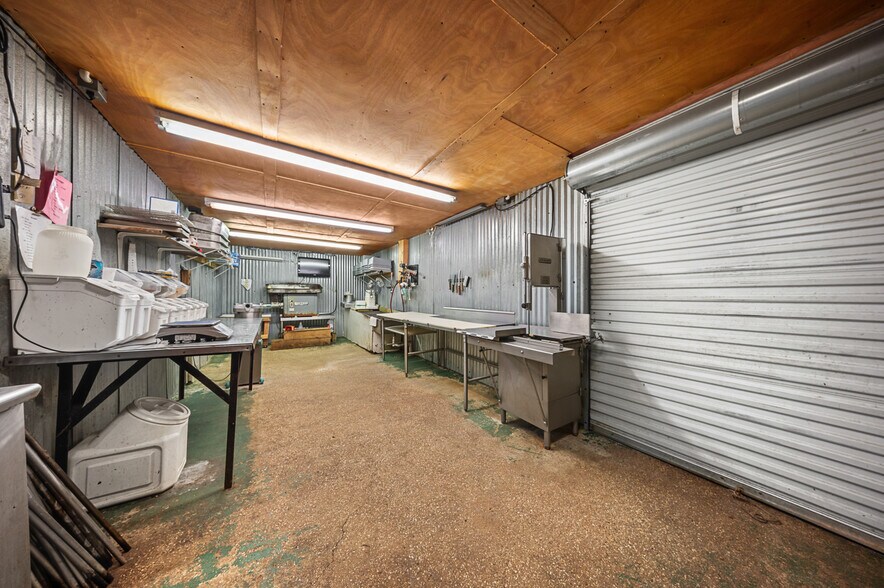 More Photos Of 27033 US Highway 96 S, Kirbyville Food Processing For Sale