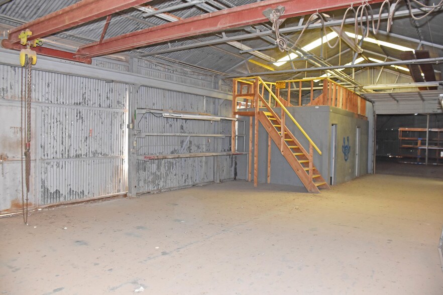 More Photos Of 5308 Andrews Hwy, Odessa Light Manufacturing For Sale