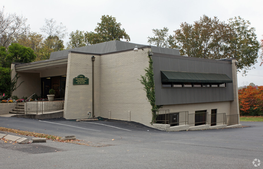 Primary Photo Of 125 Enon Springs Rd E, Smyrna Medical For Lease