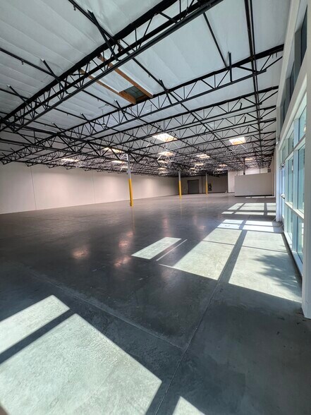 More Photos Of 3412 De Forest Cir, Mira Loma Warehouse For Lease