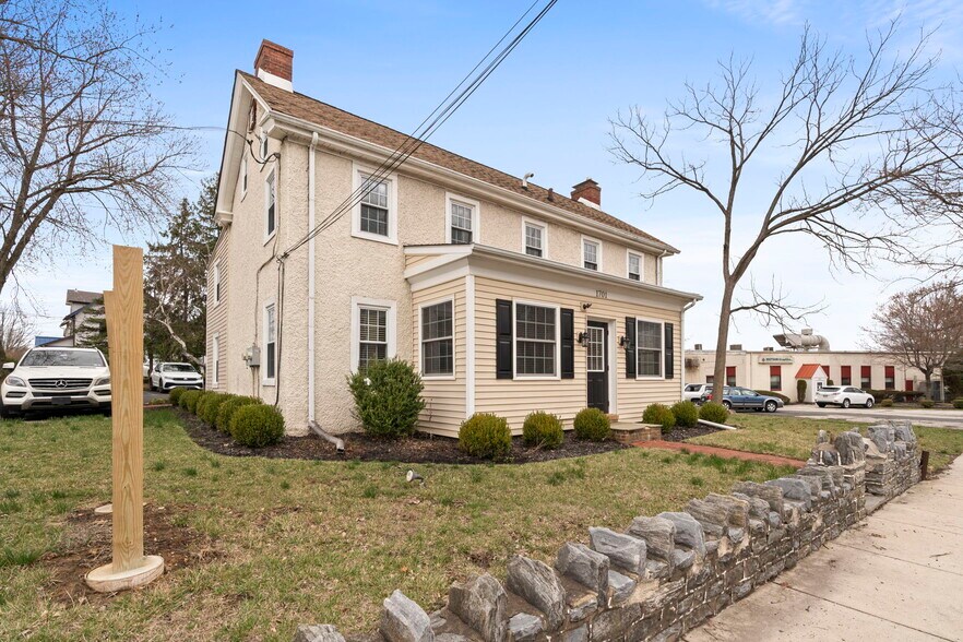 Primary Photo Of 1701 Bethlehem Pike, Flourtown Medical For Sale