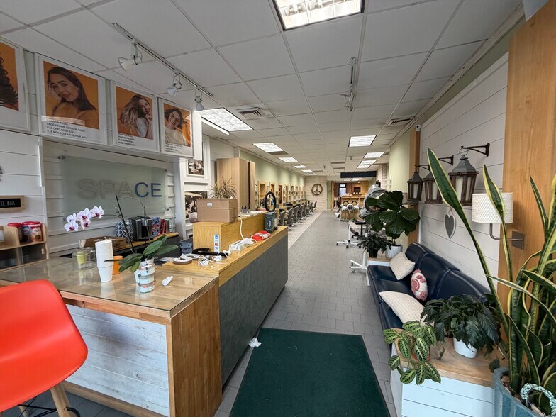 More Photos Of 2909 Ditmars Blvd, Astoria Flex For Lease