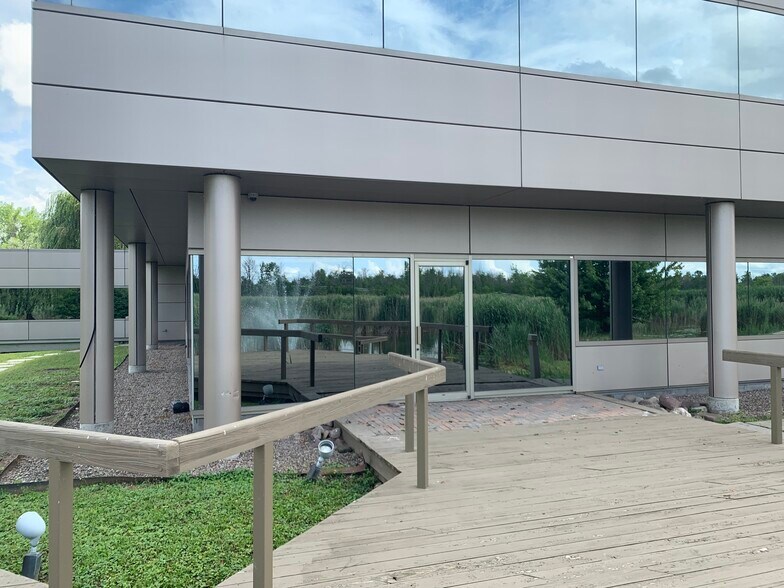 More Photos Of 6711 Towpath Rd, East Syracuse Medical For Lease