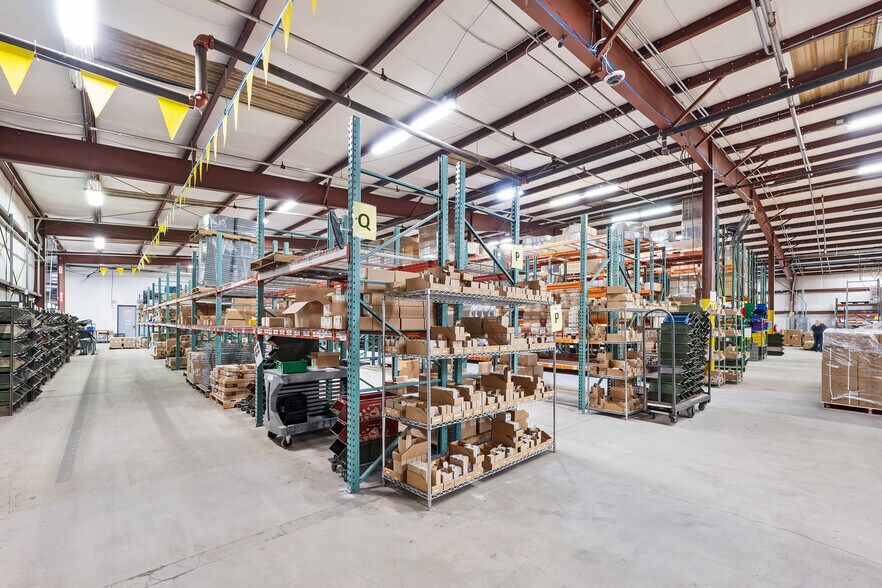 More Photos Of 2 Sunshine Blvd, Ormond Beach Light Distribution For Lease