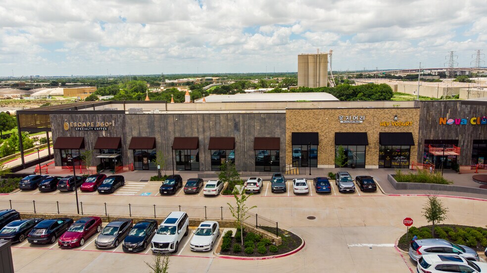 More Photos Of 2225 Old Denton Rd, Carrollton Unknown For Lease