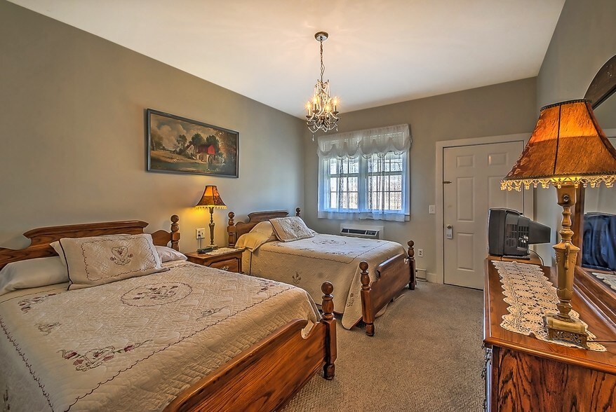 More Photos Of 4115 Old Post Rd, Charlestown Hotel For Sale