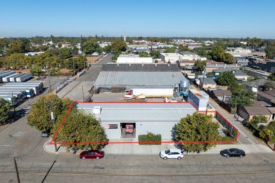 More Photos Of 213 C St, Turlock Warehouse For Sale
