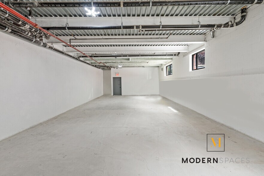 More Photos Of 5-01 47th Rd, Long Island City Apartments For Lease