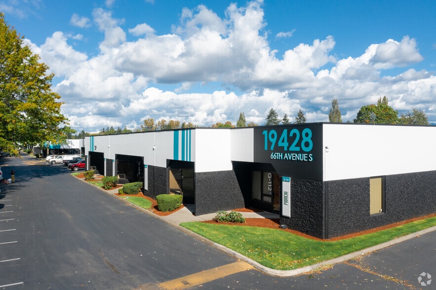 More Photos Of 6627 S 191st Pl, Kent Unknown For Lease