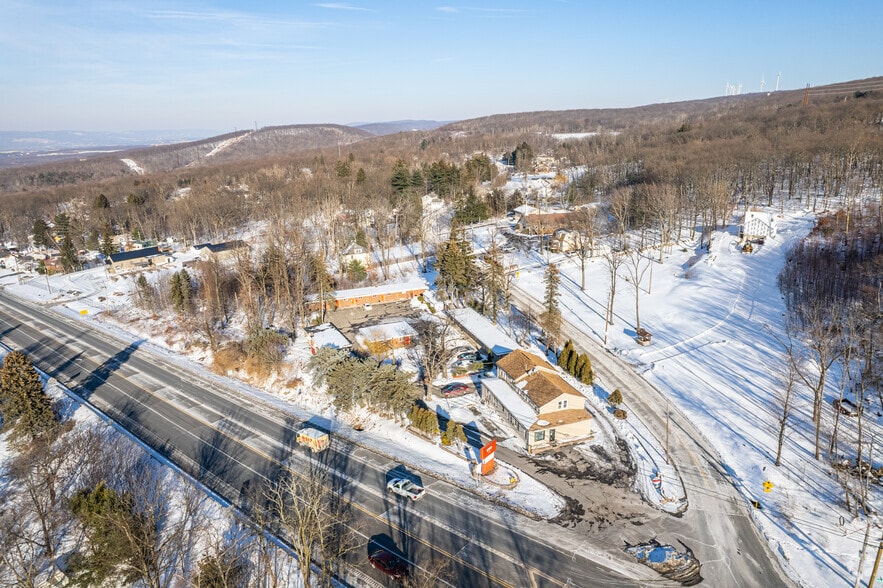 More Photos Of 1 Pittston Blvd, Bear Creek Township Hotel For Sale