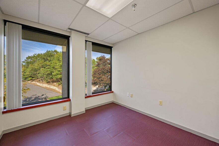 More Photos Of 220 Broadway, Lynnfield Office Residential For Sale