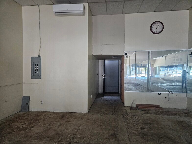 More Photos Of 4058-4070 Pico Blvd, Los Angeles Storefront Retail Office For Lease