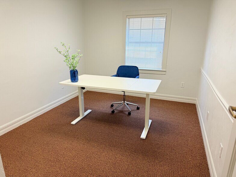 More Photos Of 305 SE 2nd Ave, Gainesville Office For Lease