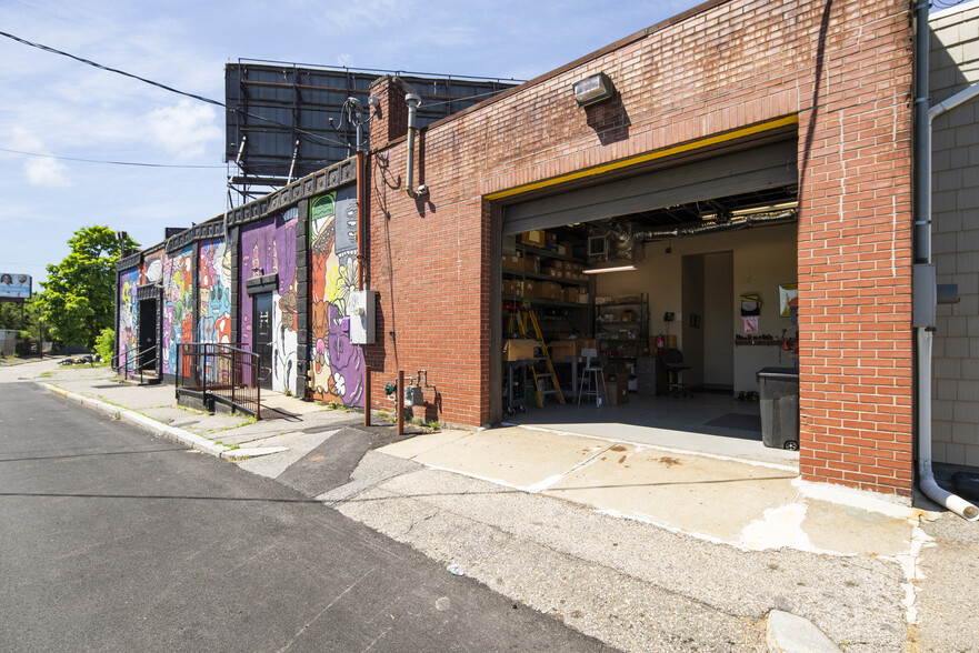 Primary Photo Of 36 Oxford St, Providence Research And Development For Sale