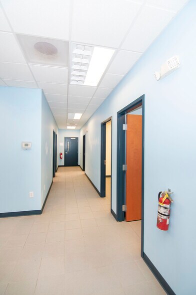 More Photos Of 3 Unlimited Dr, Saratoga Springs Office For Lease