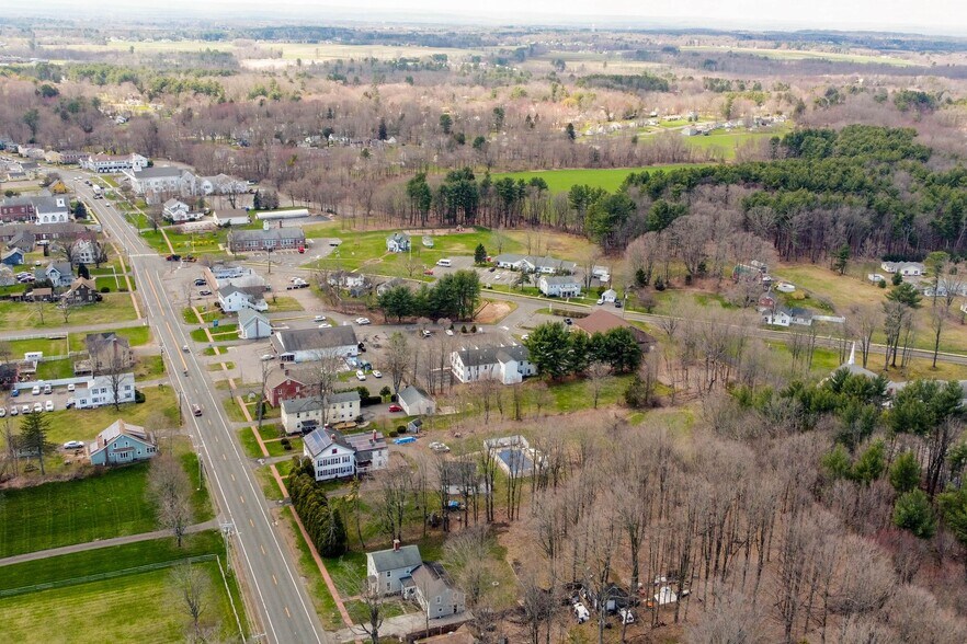 More Photos Of 24 Battle St, Somers Medical For Lease