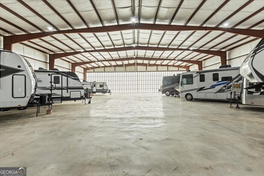 More Photos Of 109 Gasque Dr, LaFayette Airplane Hangar For Sale