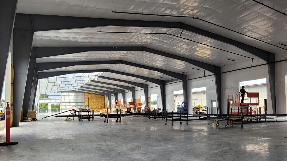 More Photos Of 5775 State St, Salem Industrial For Lease