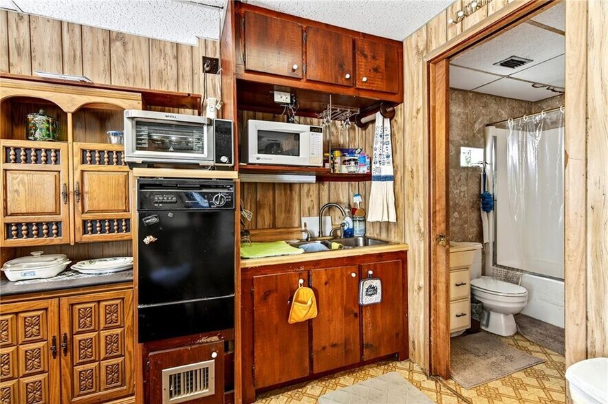 More Photos Of 1531 Delaware Ave, Fort Pierce Freestanding For Sale