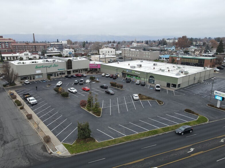 More Photos Of 910 W Summitview Ave, Yakima Unknown For Lease