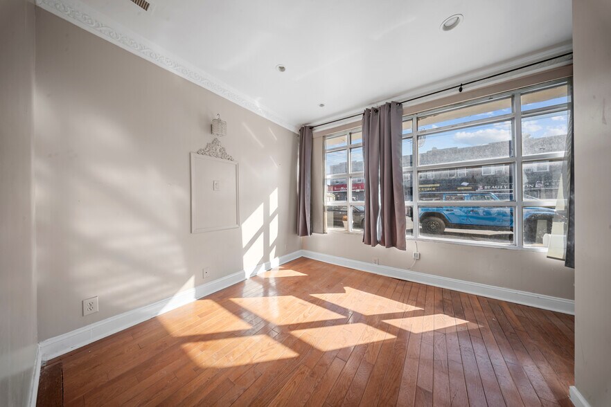 Primary Photo Of 200-17 Linden Blvd, Saint Albans Medical For Sale