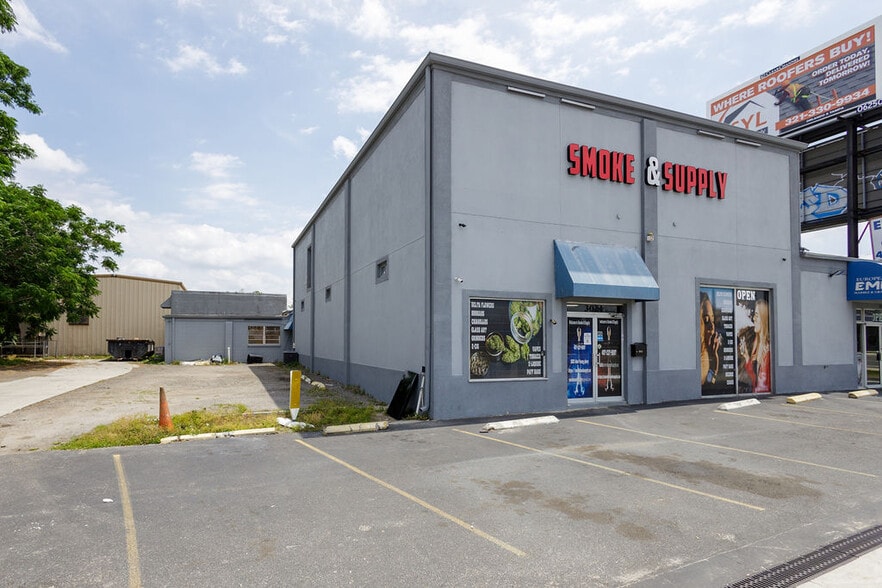 More Photos Of 2520 Hansrob Rd, Orlando Light Manufacturing For Lease